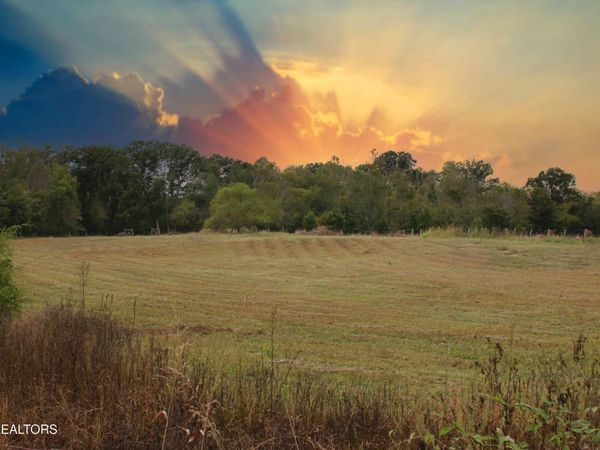 2497 Mt Carmel Rd, Decatur, TN 37322