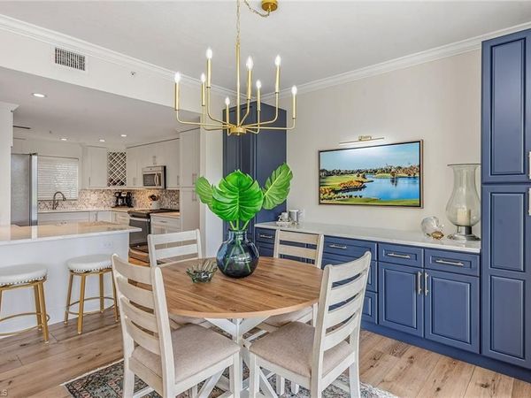 782 Eagle Creek DR, Unit 102, NAPLES, FL 34113