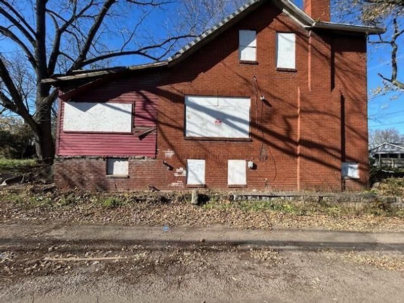 27 W Welch Avenue, Columbus, OH 43207 Photo 5