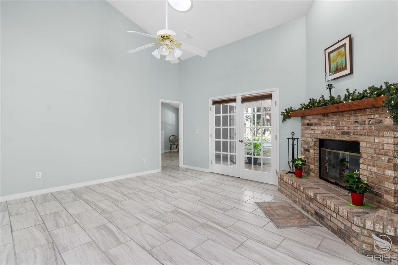 734 Pine Shores Circle, New Smyrna Beach, FL 32168 Photo