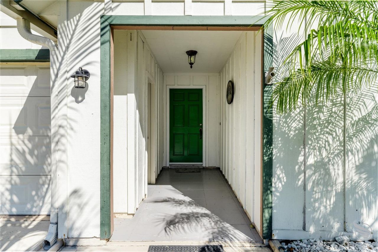 734 Pine Shores Circle, New Smyrna Beach, FL 32168 Photo