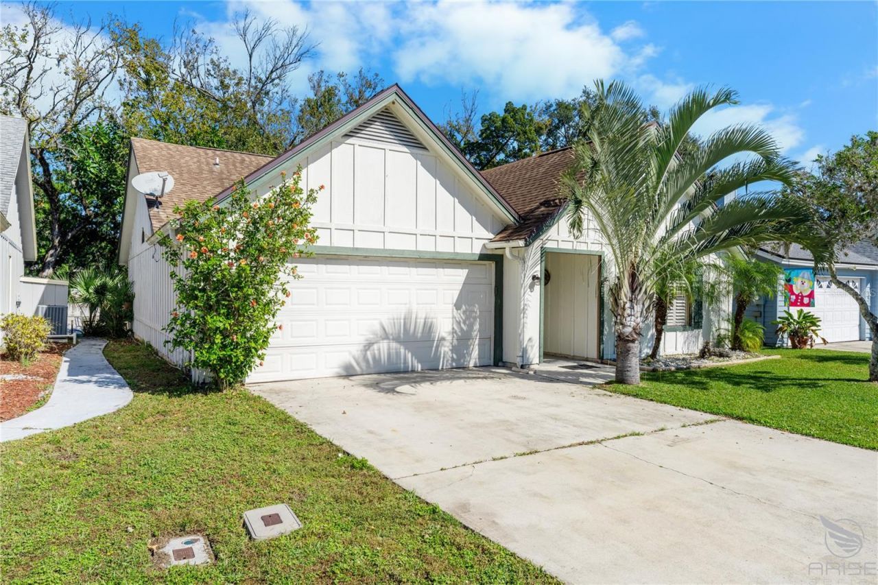 734 Pine Shores Circle, New Smyrna Beach, FL 32168 Photo