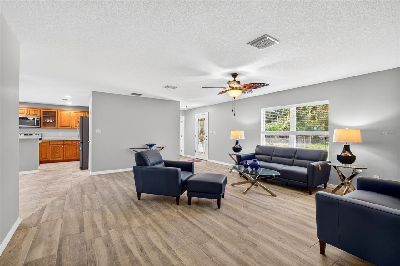 201 N West Street, Interlachen, FL 32148 Photo