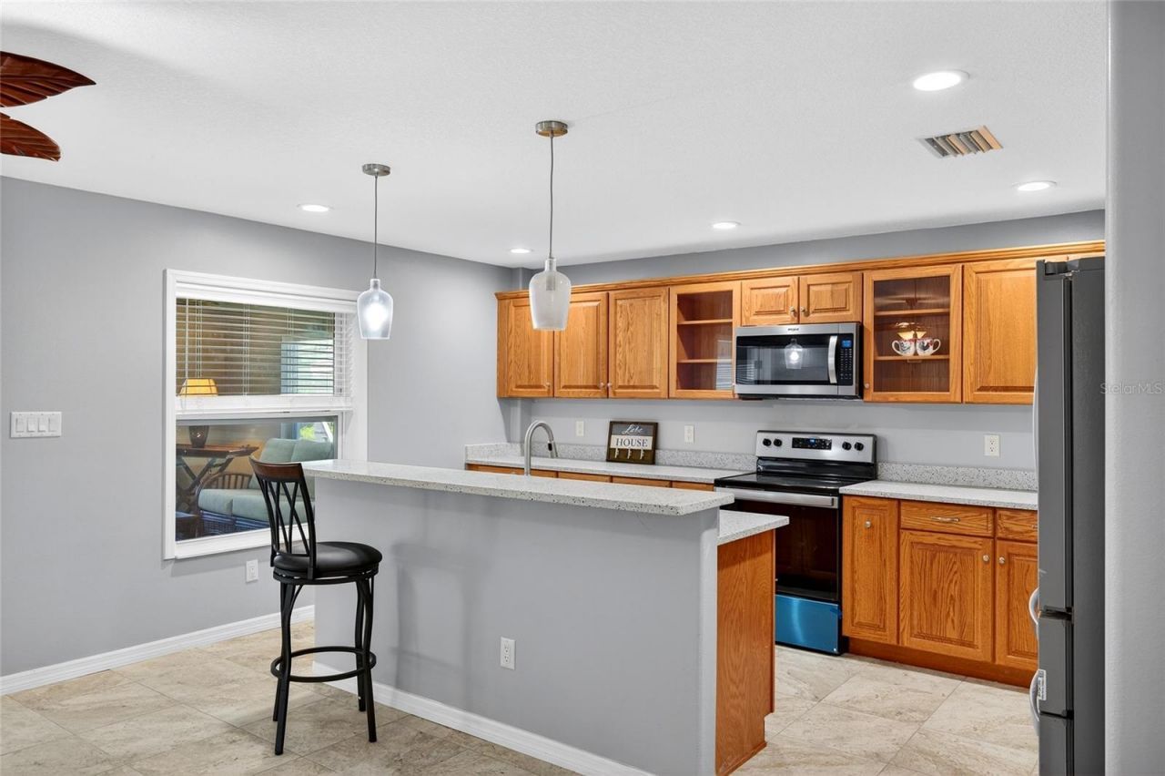 201 N West Street, Interlachen, FL 32148 Photo