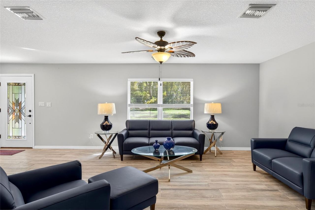 201 N West Street, Interlachen, FL 32148 Photo