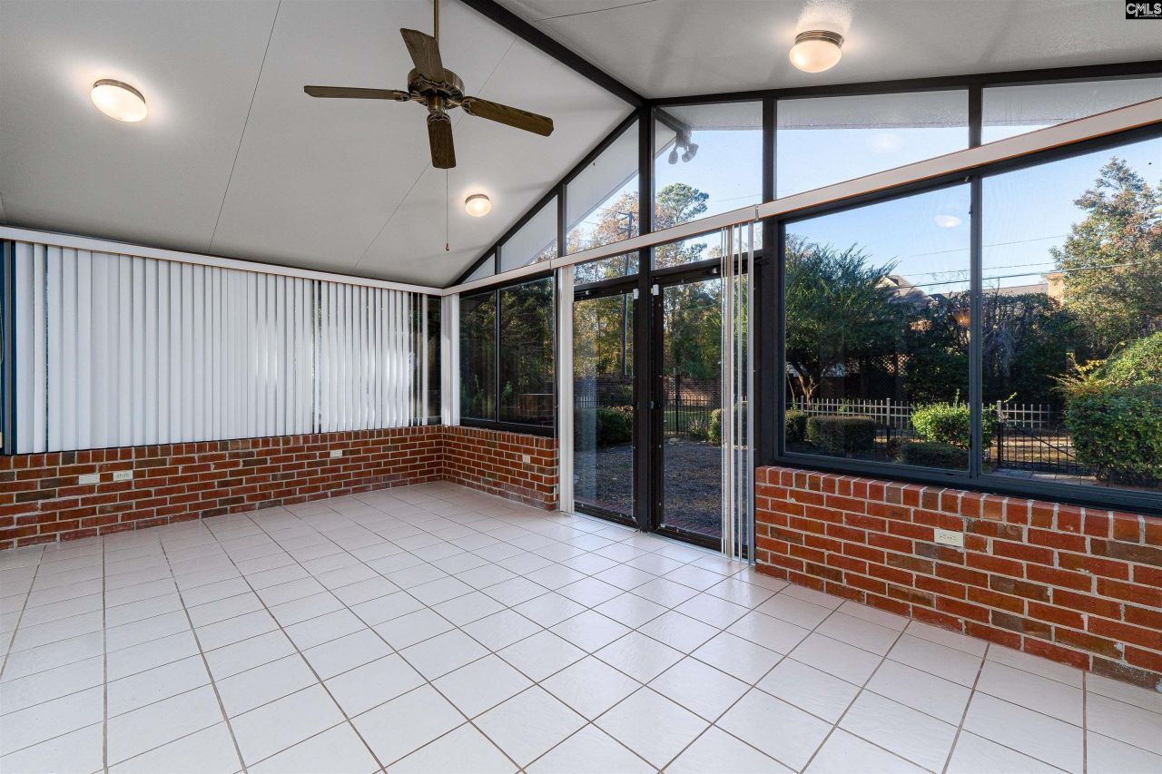 129 Steeplechase S Road Photo 15