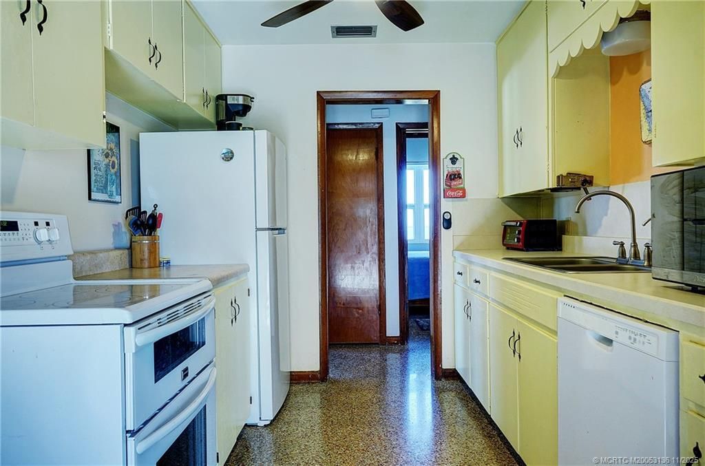 4103 S Indian River Drive, Fort Pierce, FL 34982 Photo