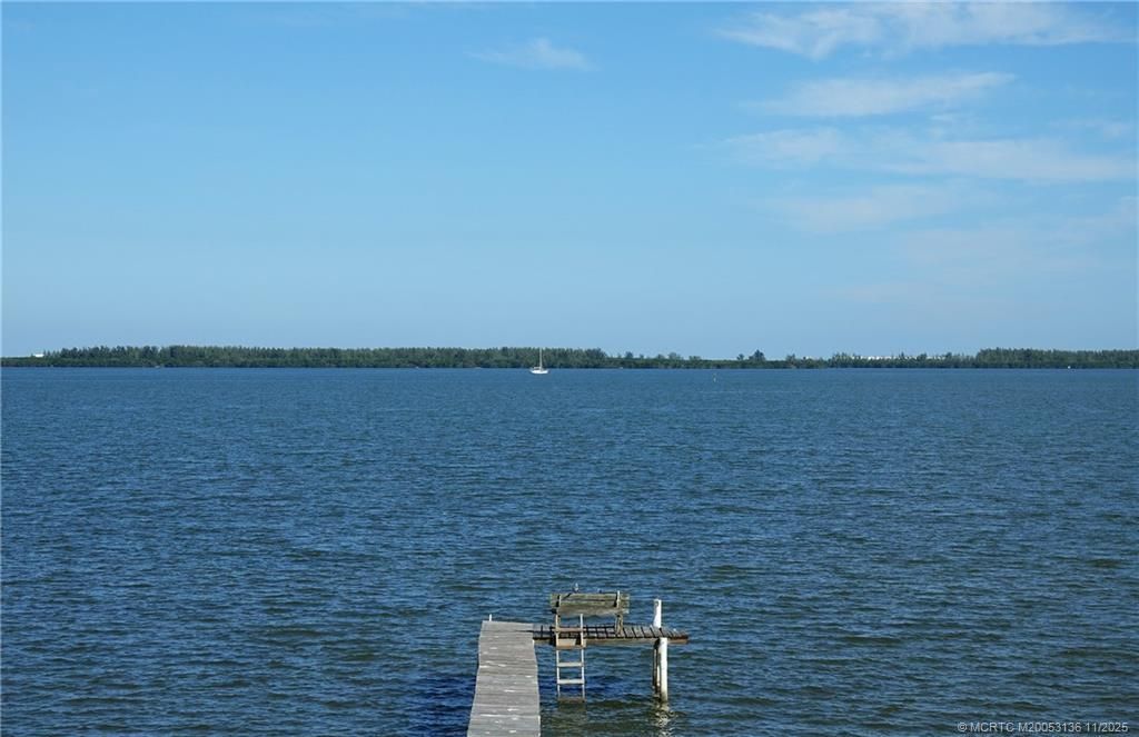 4103 S Indian River Drive, Fort Pierce, FL 34982 Photo