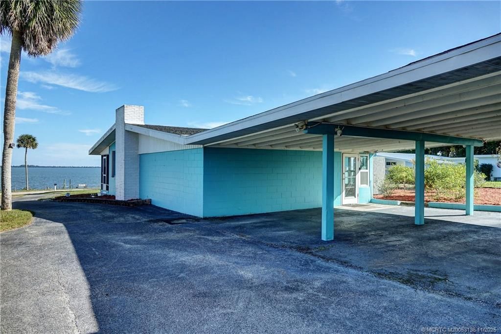 4103 S Indian River Drive, Fort Pierce, FL 34982 Photo
