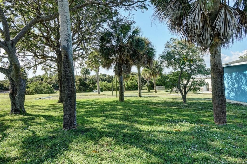 4103 S Indian River Drive, Fort Pierce, FL 34982 Photo