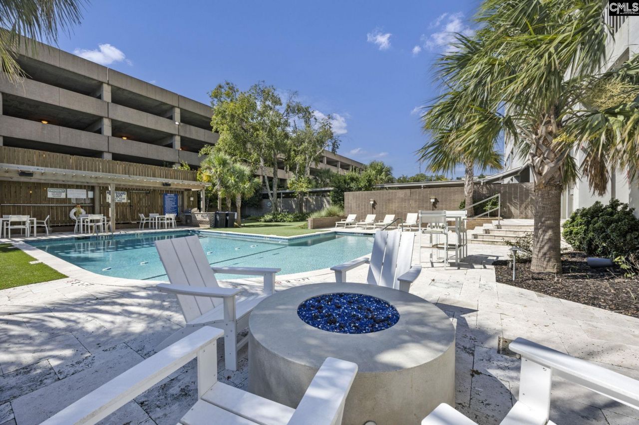 1520 Senate St Photo 5