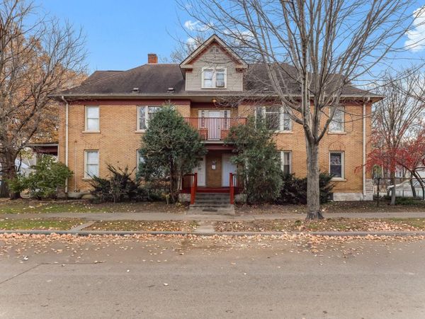 2827 Bryant Avenue N, Unit 4, Minneapolis, MN 55411