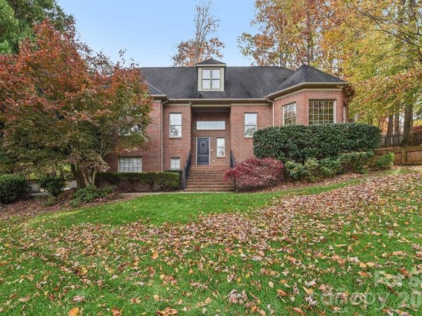 2710 Ashbourne Drive, Gastonia, NC 28056