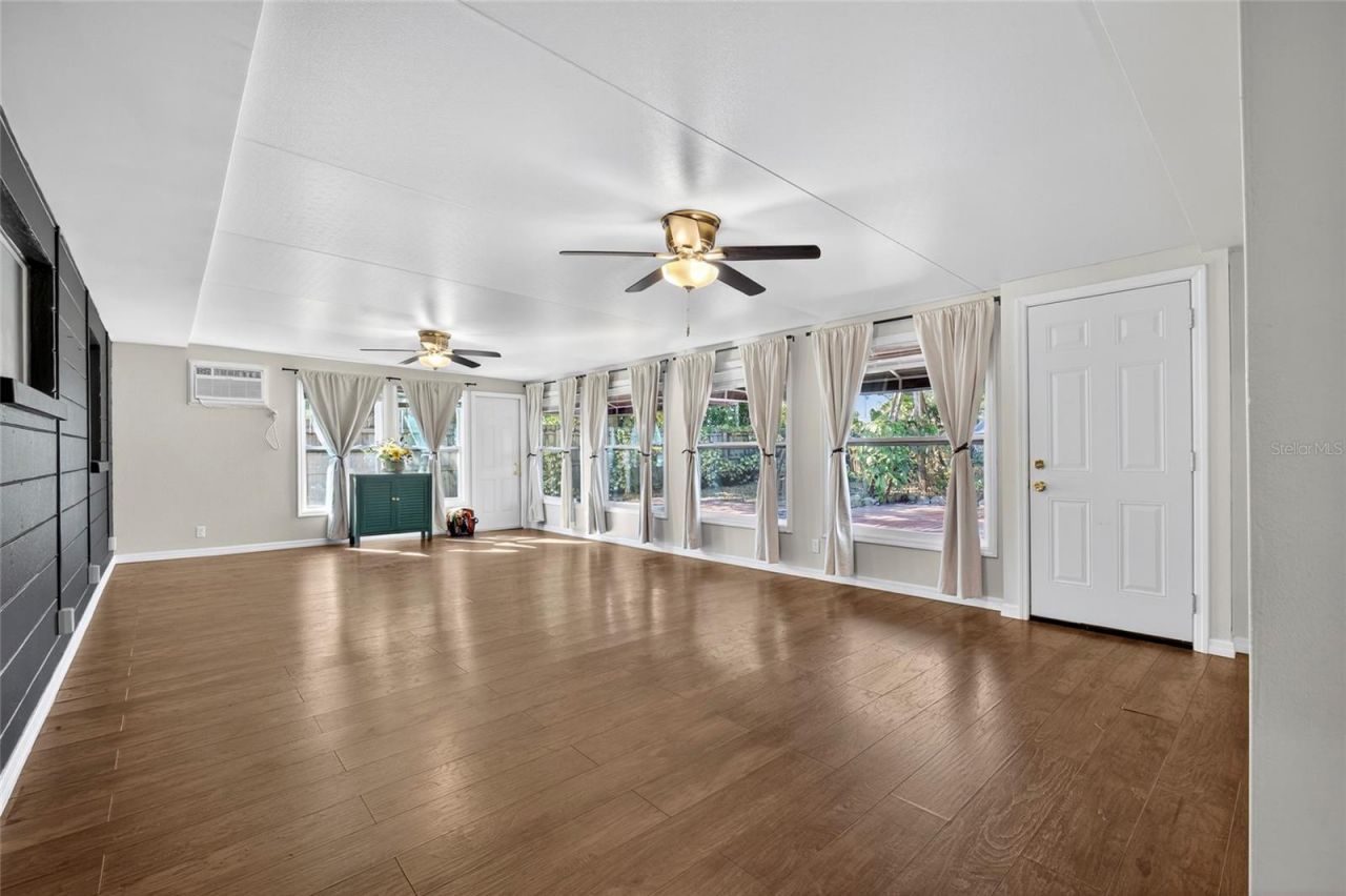 3990 59th Way N, Saint Petersburg, FL 33709 Photo