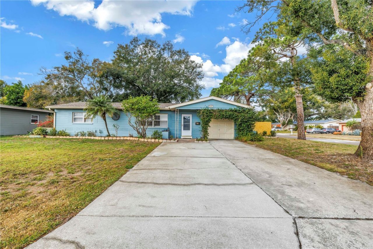 3990 59th Way N, Saint Petersburg, FL 33709 Photo