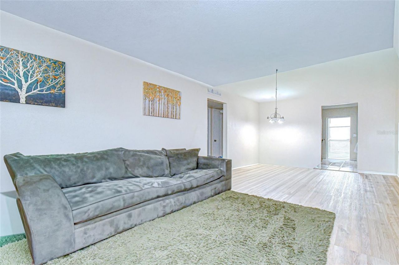 5155 9th Avenue N, Unit 205, Saint Petersburg, FL 33710 Photo