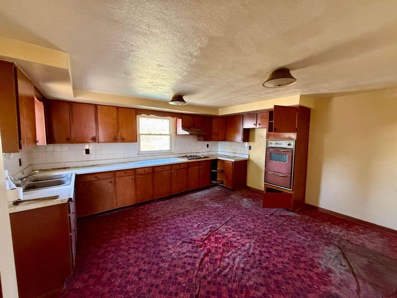 7110 E Main Street, South Solon, OH 43153 Photo 9