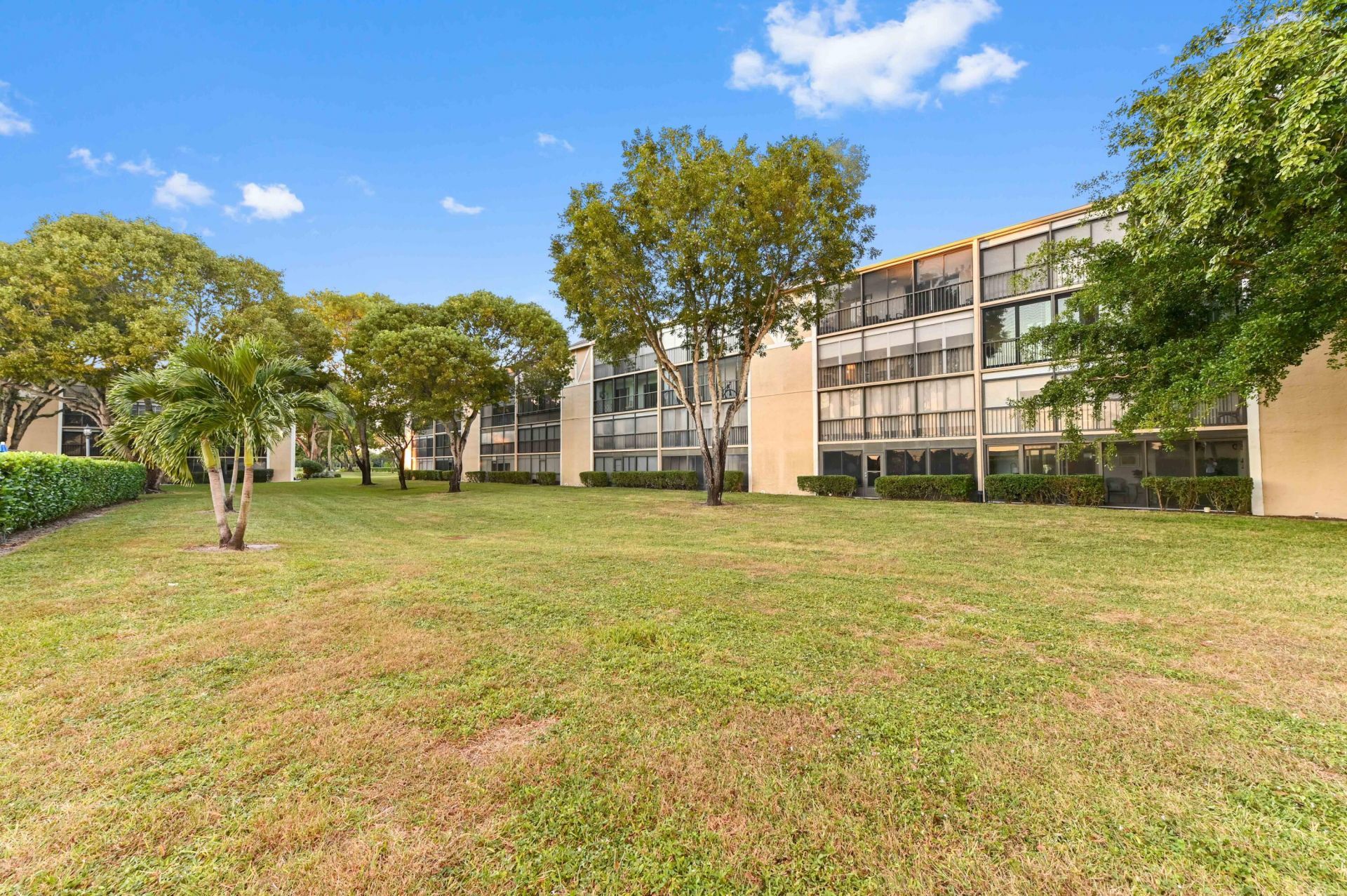 7286 Huntington Lane, Unit 402, Delray Beach, FL 33446 Photo