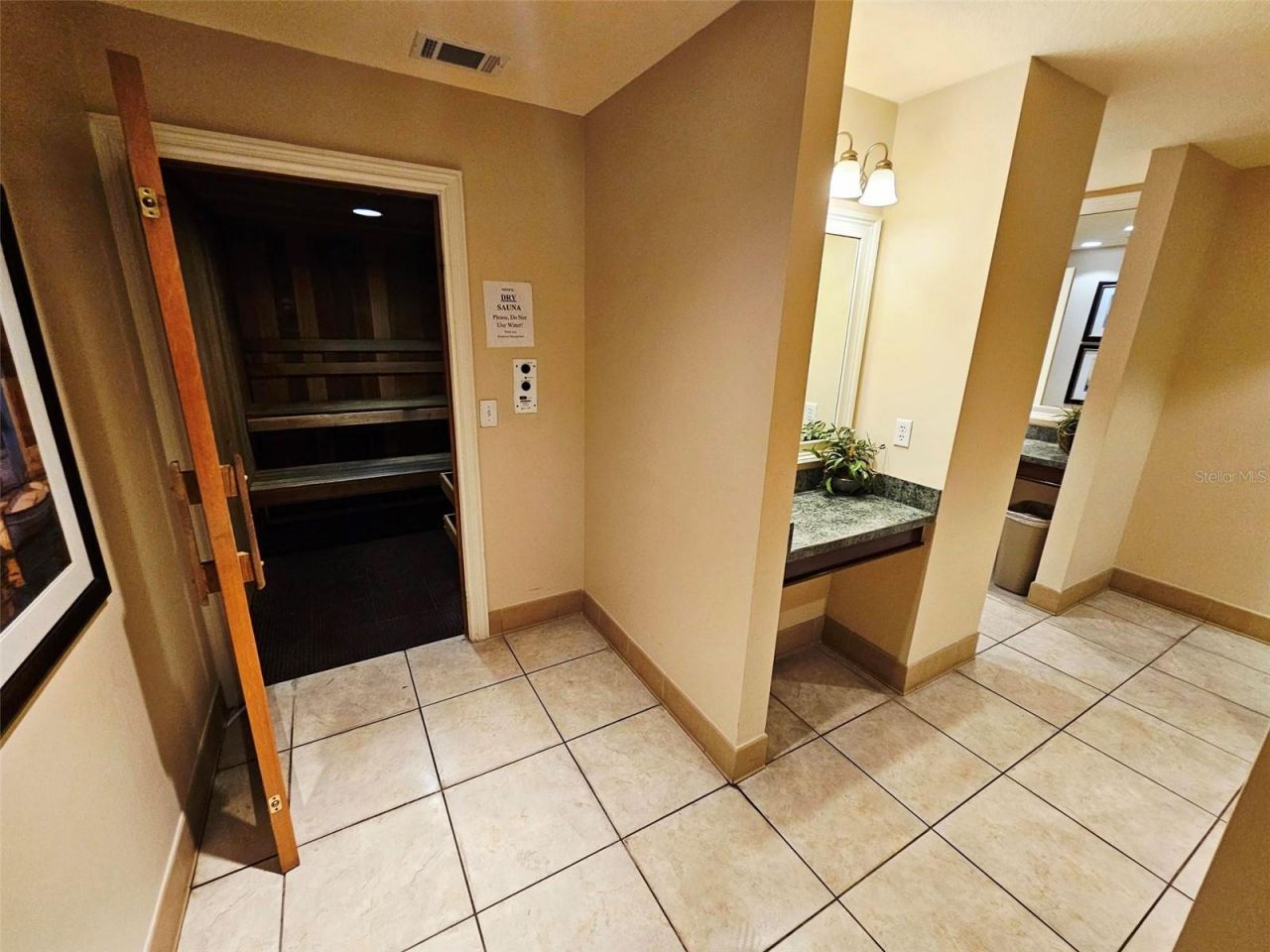 1064 N Tamiami Trail, Unit 1435, Sarasota, FL 34236 Photo