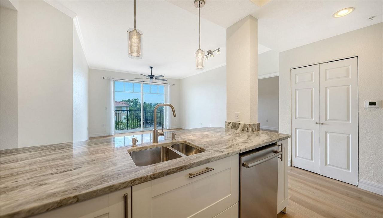 1064 N Tamiami Trail, Unit 1435, Sarasota, FL 34236 Photo