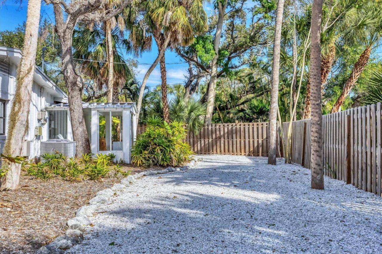 445 Reid Street, Sarasota, FL 34242 Photo