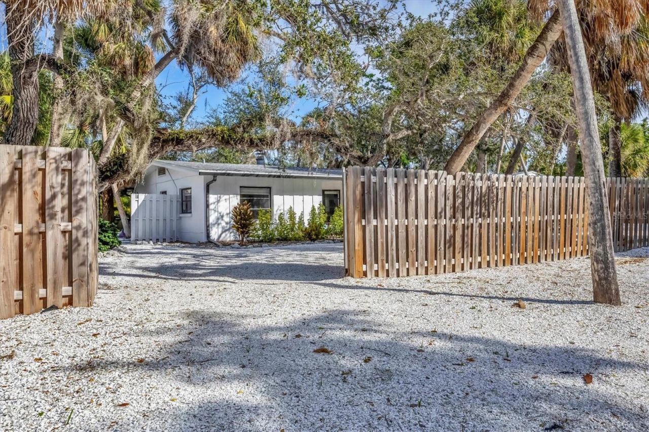 445 Reid Street, Sarasota, FL 34242 Photo
