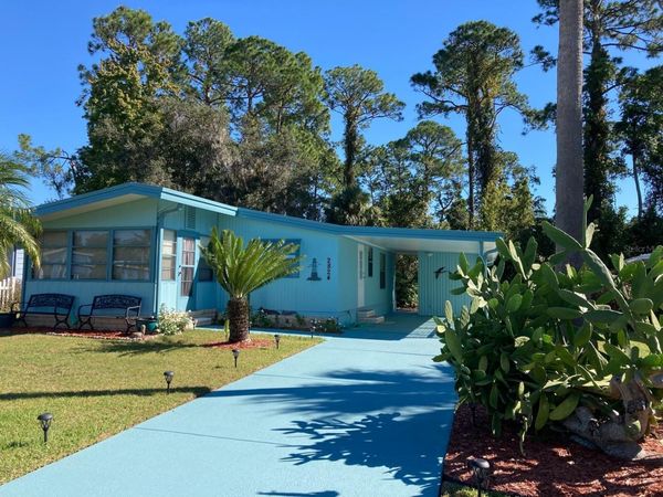 2824 MANATEE ROAD, TAVARES, FL 32778