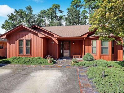 123 Hickory Dr., Conway, SC 29526