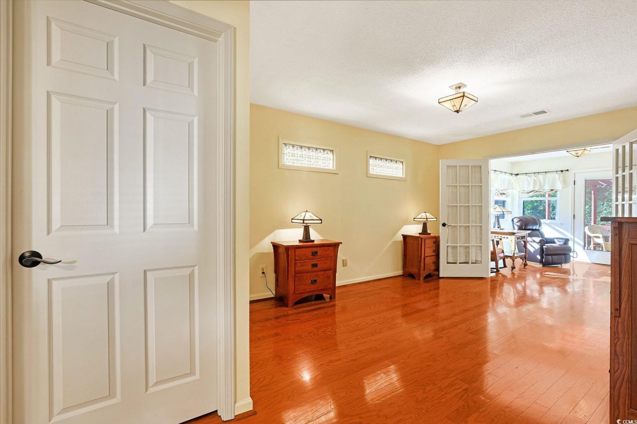 123 Hickory Dr. Photo 13