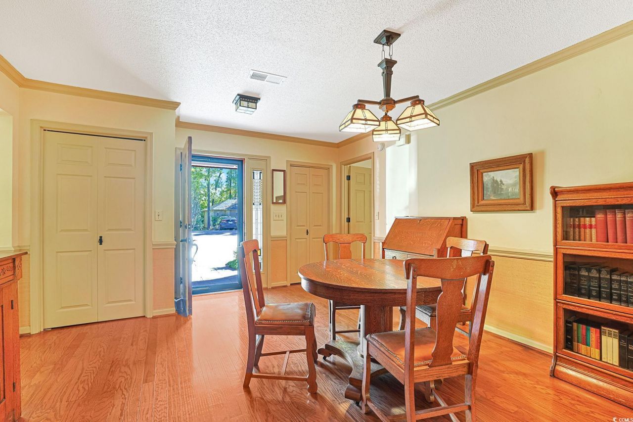 123 Hickory Dr. Photo 7