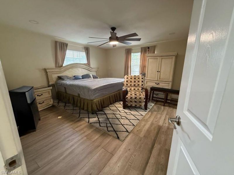 1273 5th Ave N, Naples, FL 34102 Photo