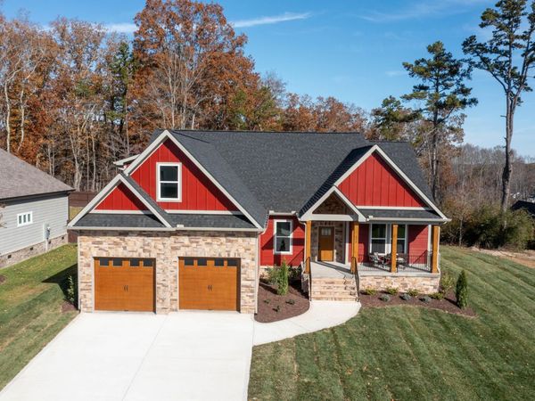 216 Goose Creek Circle, Soddy Daisy, TN 37379