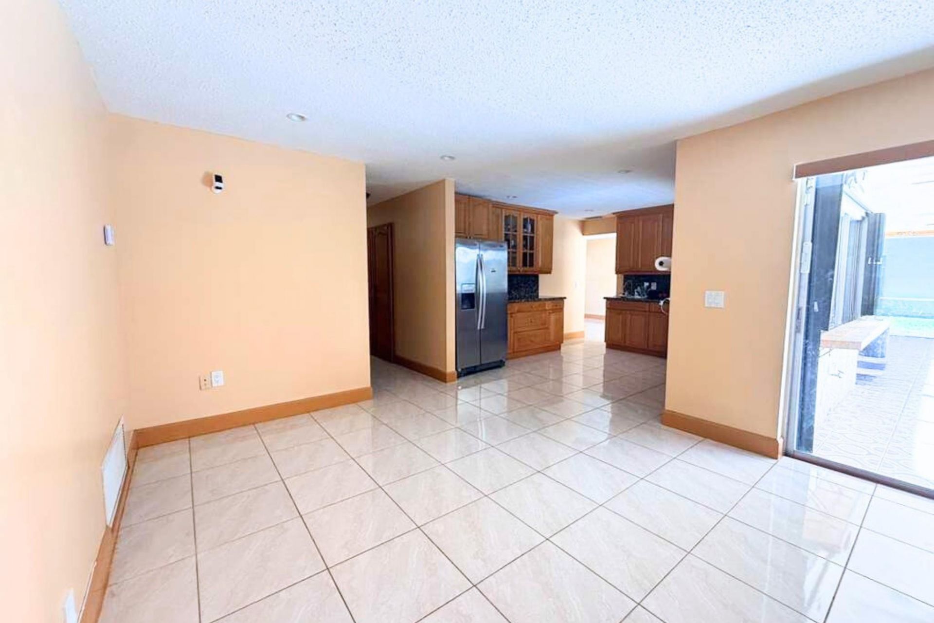 8800 NW 3 Street, Pembroke Pines, FL 33024 Photo