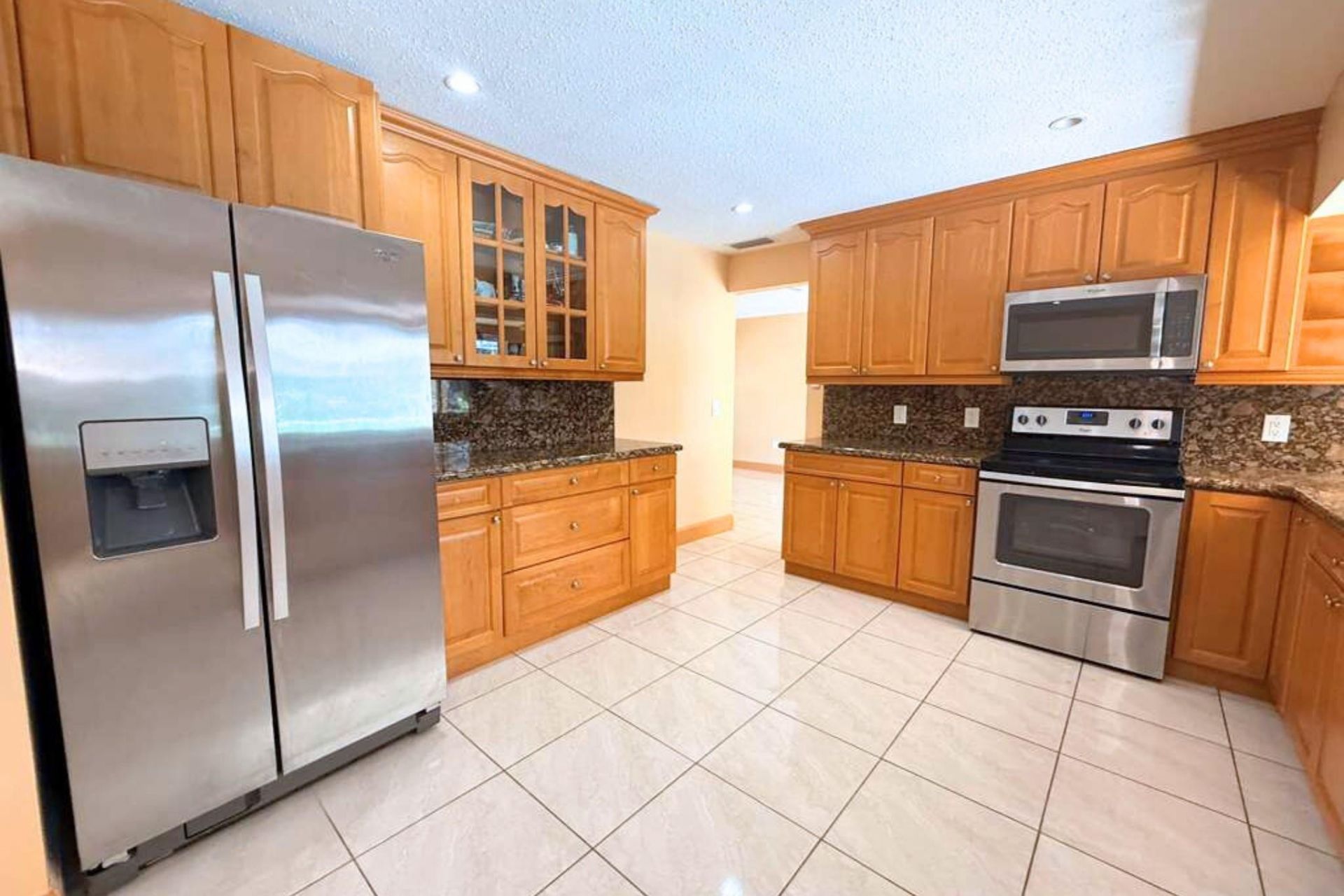 8800 NW 3 Street, Pembroke Pines, FL 33024 Photo