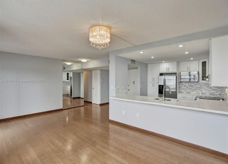 11930 N Bayshore Drive, Unit 601, North Miami, FL 33181 Photo