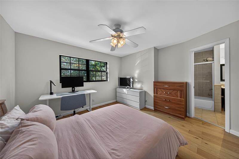 201 NE 16th Place, Unit 104, Fort Lauderdale, FL 33305 Photo