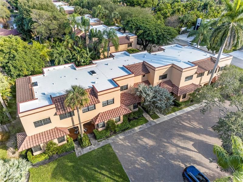 201 NE 16th Place, Unit 104, Fort Lauderdale, FL 33305 Photo