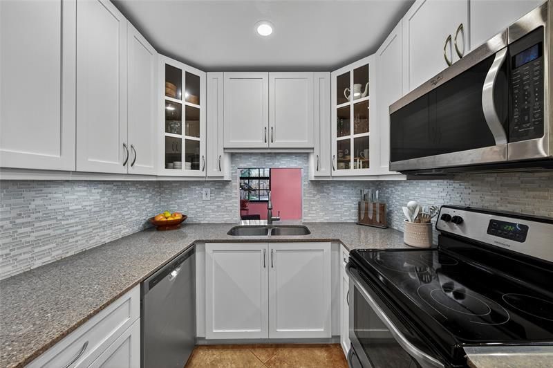 201 NE 16th Place, Unit 104, Fort Lauderdale, FL 33305 Photo