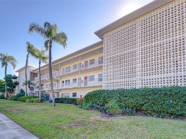 5150 10TH AVENUE N, Unit 211, ST PETERSBURG, FL 33710