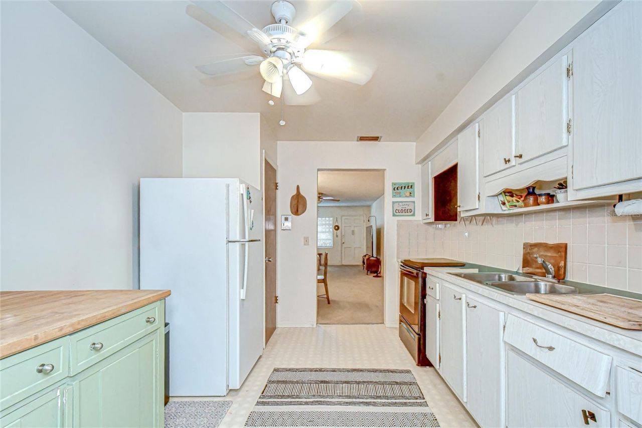 5150 10th Avenue N, Unit 211, Saint Petersburg, FL 33710 Photo