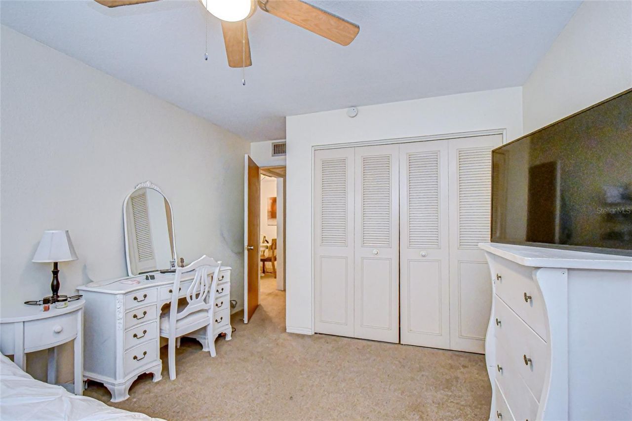 5150 10th Avenue N, Unit 211, Saint Petersburg, FL 33710 Photo