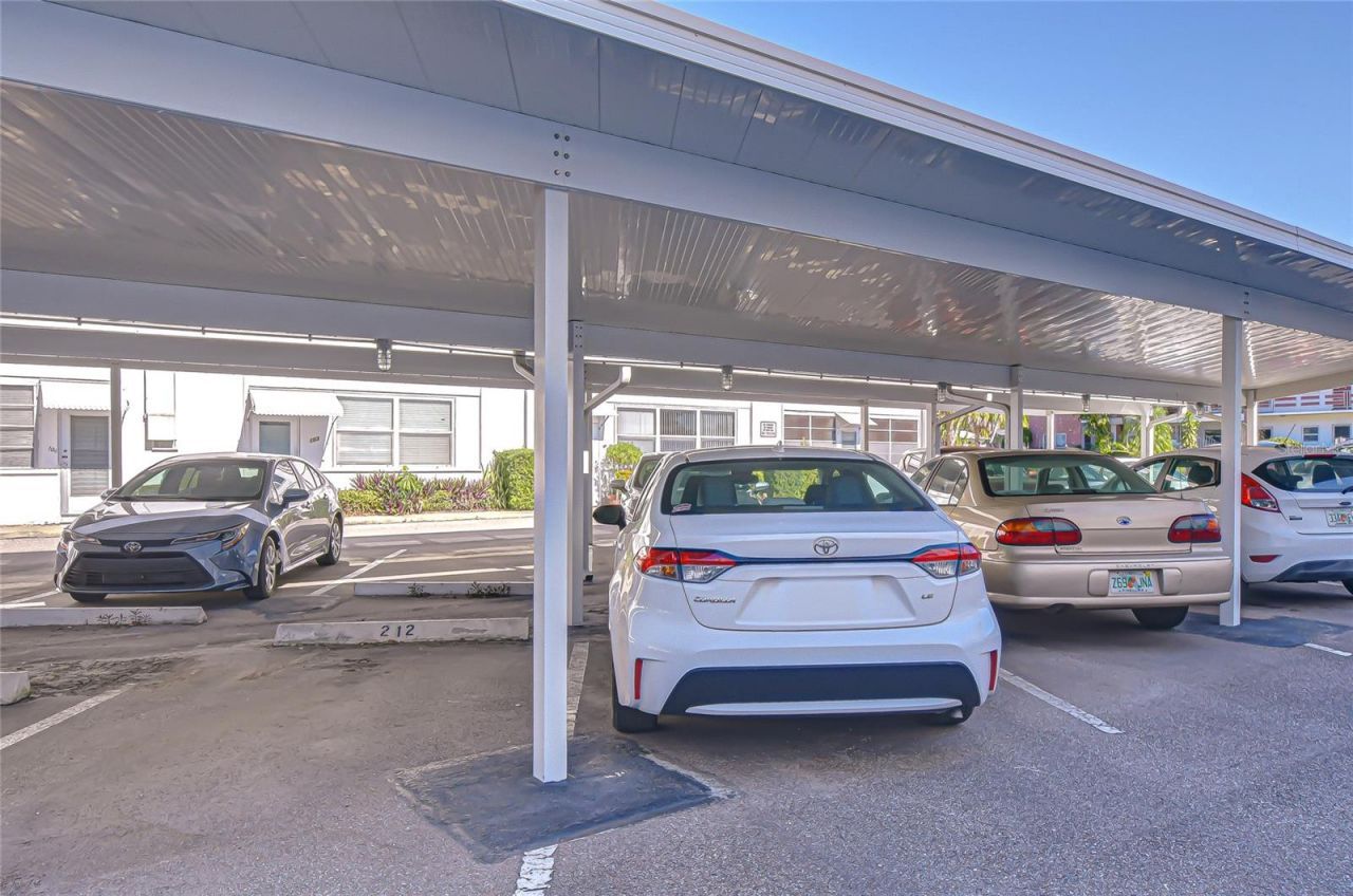 5150 10th Avenue N, Unit 211, Saint Petersburg, FL 33710 Photo