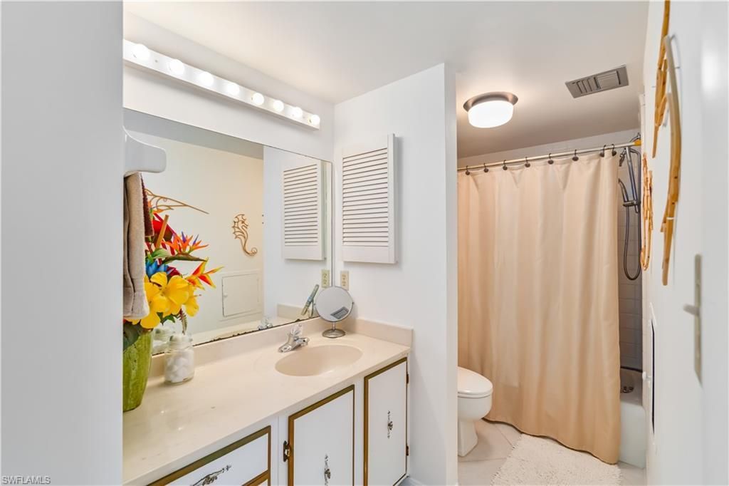 3443 Gulf Shore Blvd N, Unit 812, Naples, FL 34103 Photo