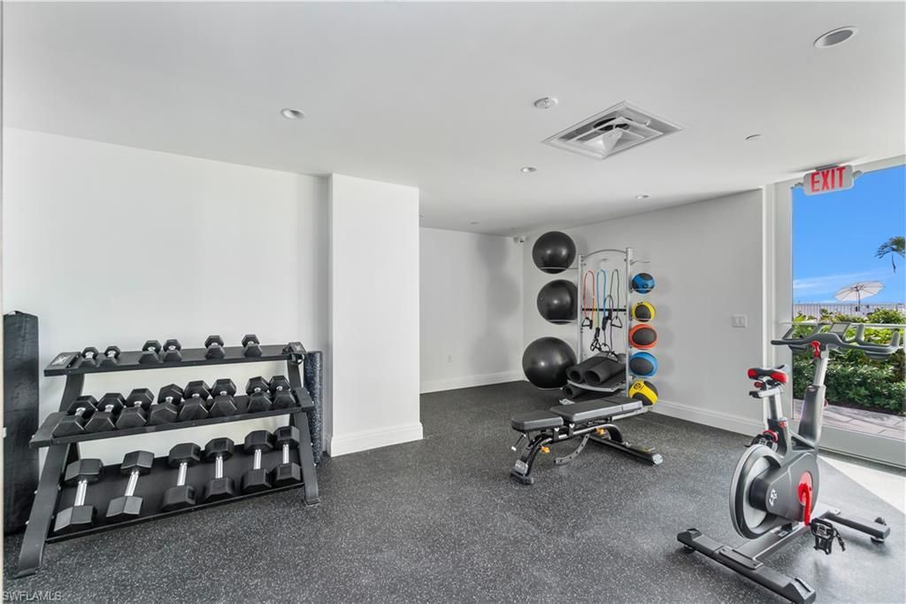 3443 Gulf Shore Blvd N, Unit 812, Naples, FL 34103 Photo