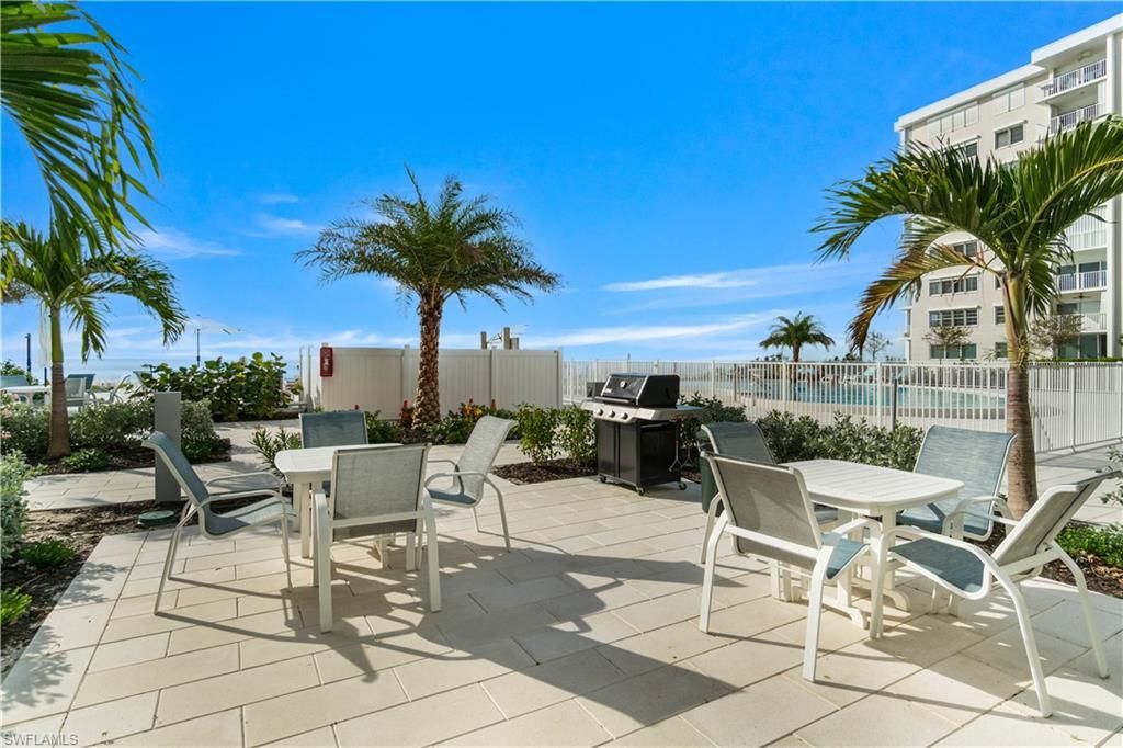 3443 Gulf Shore Blvd N, Unit 812, Naples, FL 34103 Photo