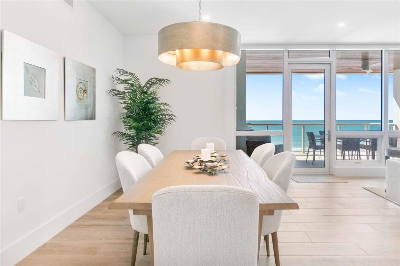 1035 Seaside Drive, Unit 603, Sarasota, FL 34242 Photo