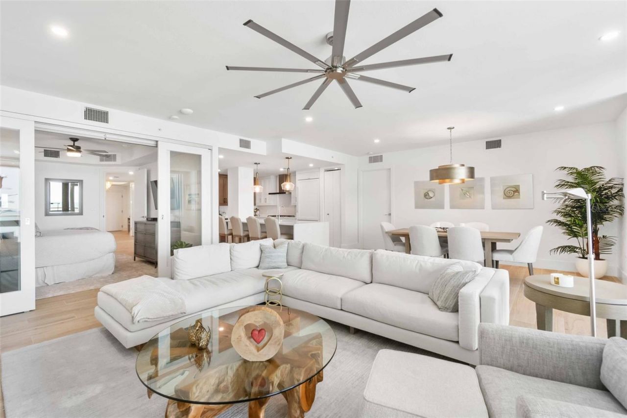 1035 Seaside Drive, Unit 603, Sarasota, FL 34242 Photo