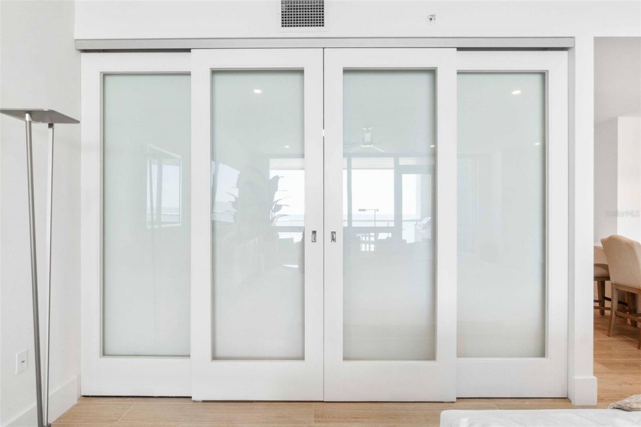 1035 Seaside Drive, Unit 603, Sarasota, FL 34242 Photo