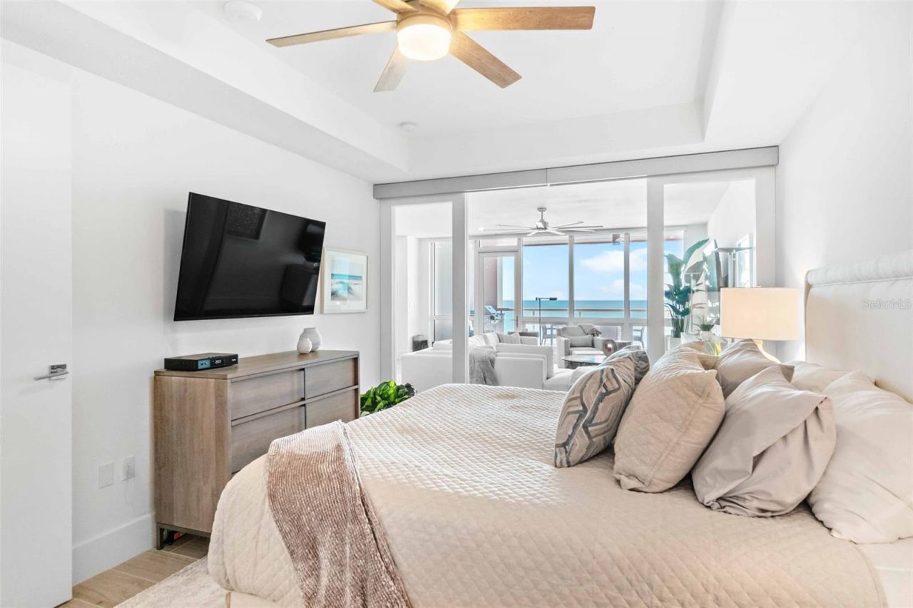 1035 Seaside Drive, Unit 603, Sarasota, FL 34242 Photo