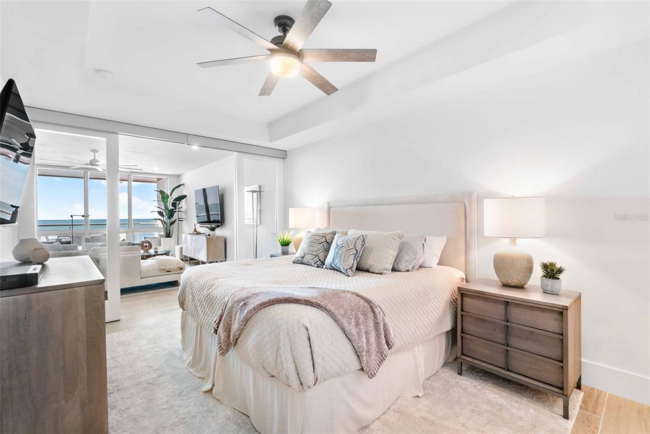 1035 Seaside Drive, Unit 603, Sarasota, FL 34242 Photo